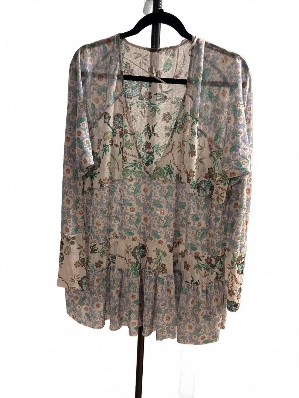 #FP017 FreePeople Floral Tunic, Size M will fit up to 2x *callout